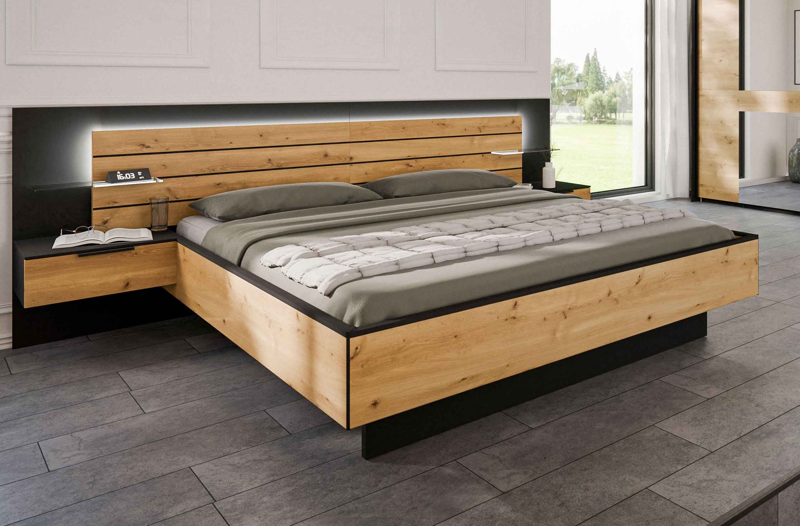Rauch Ventura Doppelbett eiche / schwarz
